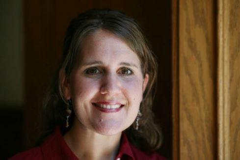 Portrait of Kara Alexander